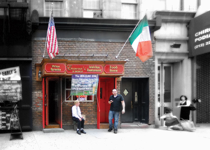 Eamonn's Bar and Grill, photographed for New York on Tap