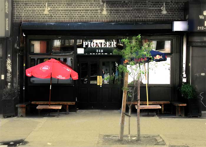 R Bar, photographed for New York on Tap